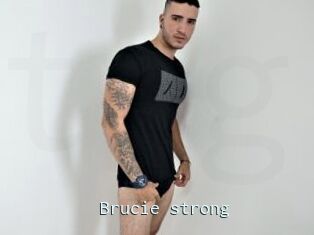 Brucie_strong