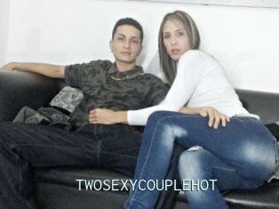 TWOSEXYCOUPLEHOT